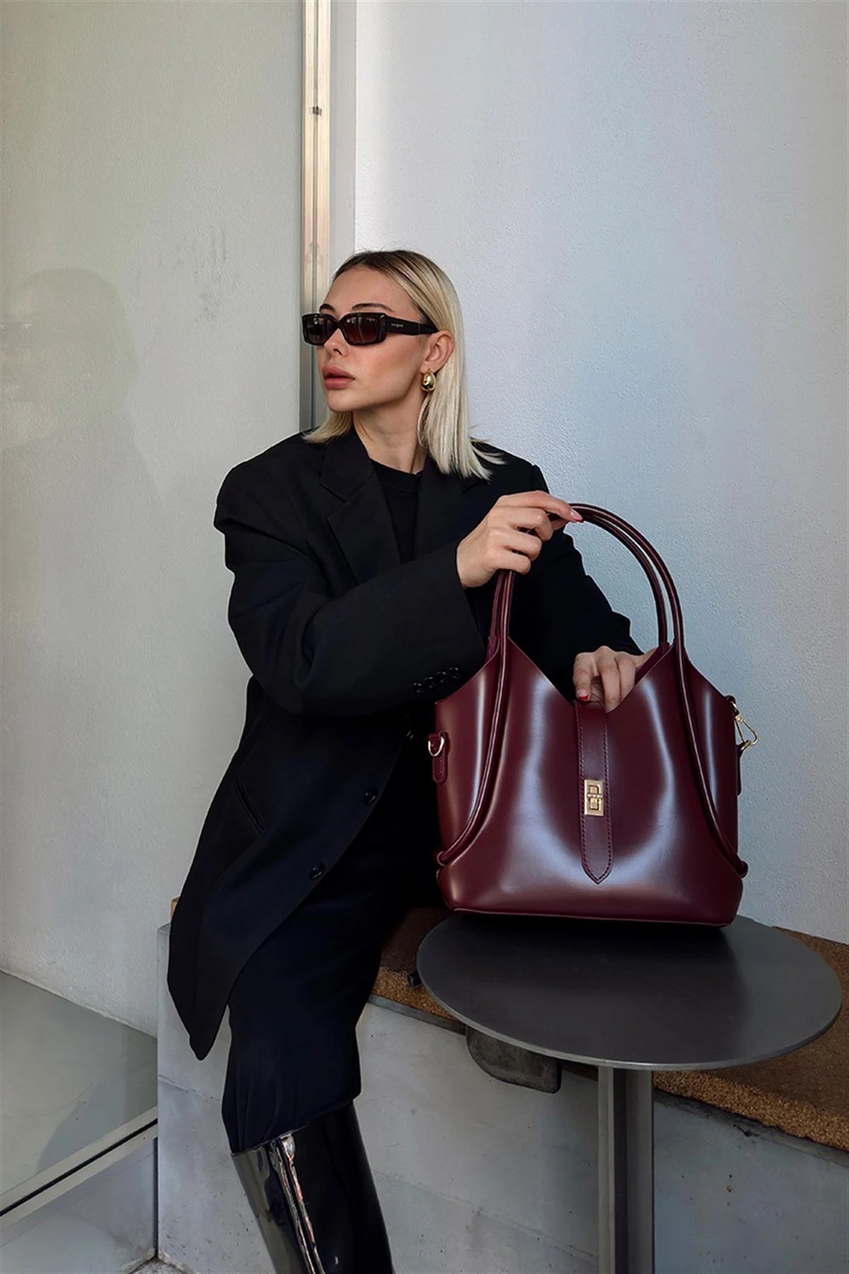 Cindy Bordeaux + Purse - Image 8