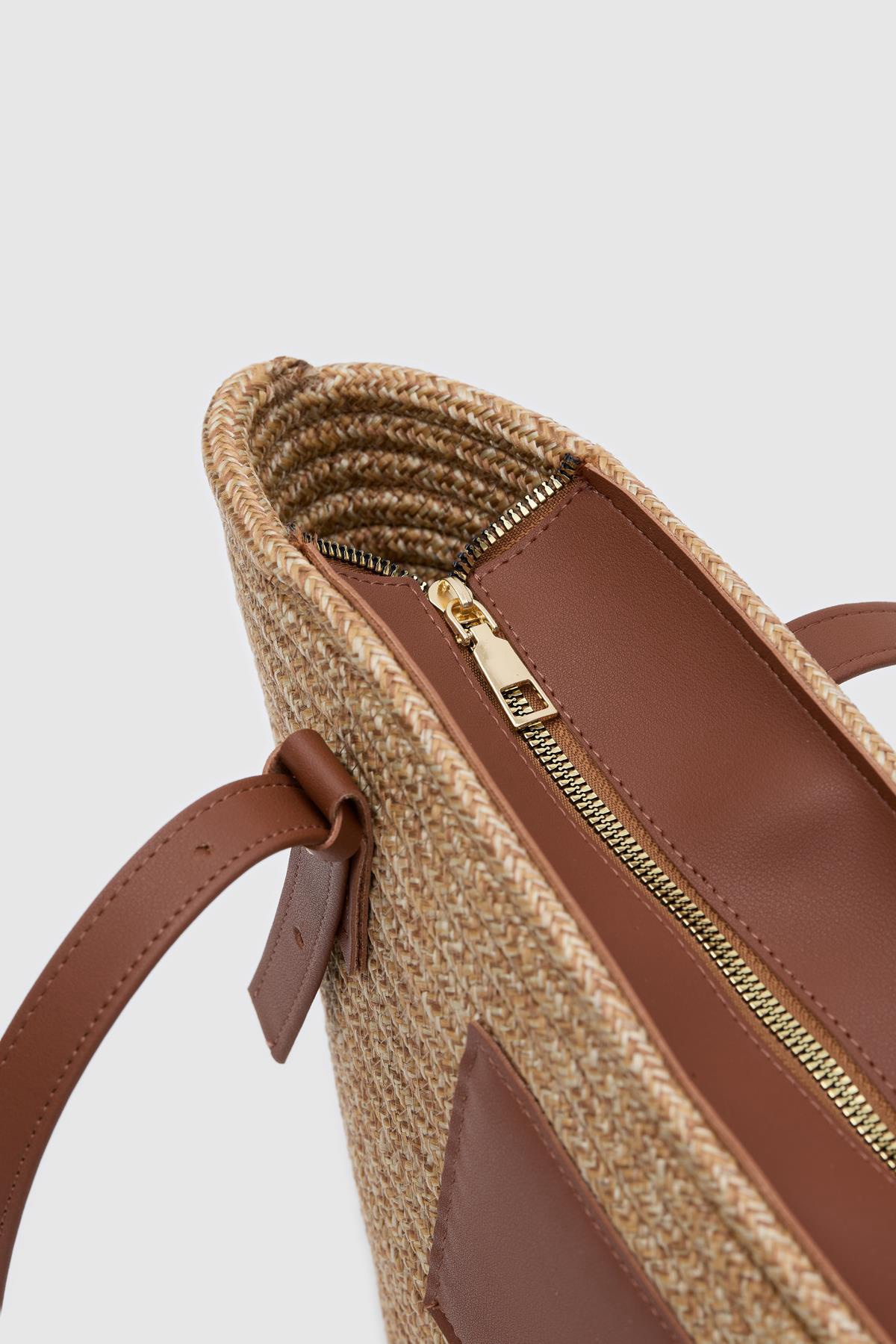 Vittoria Handmade Straw Nude - Image 4