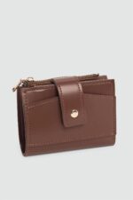 Lilia Chestnut Brown