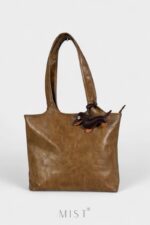 Tomm Nude + Charm
