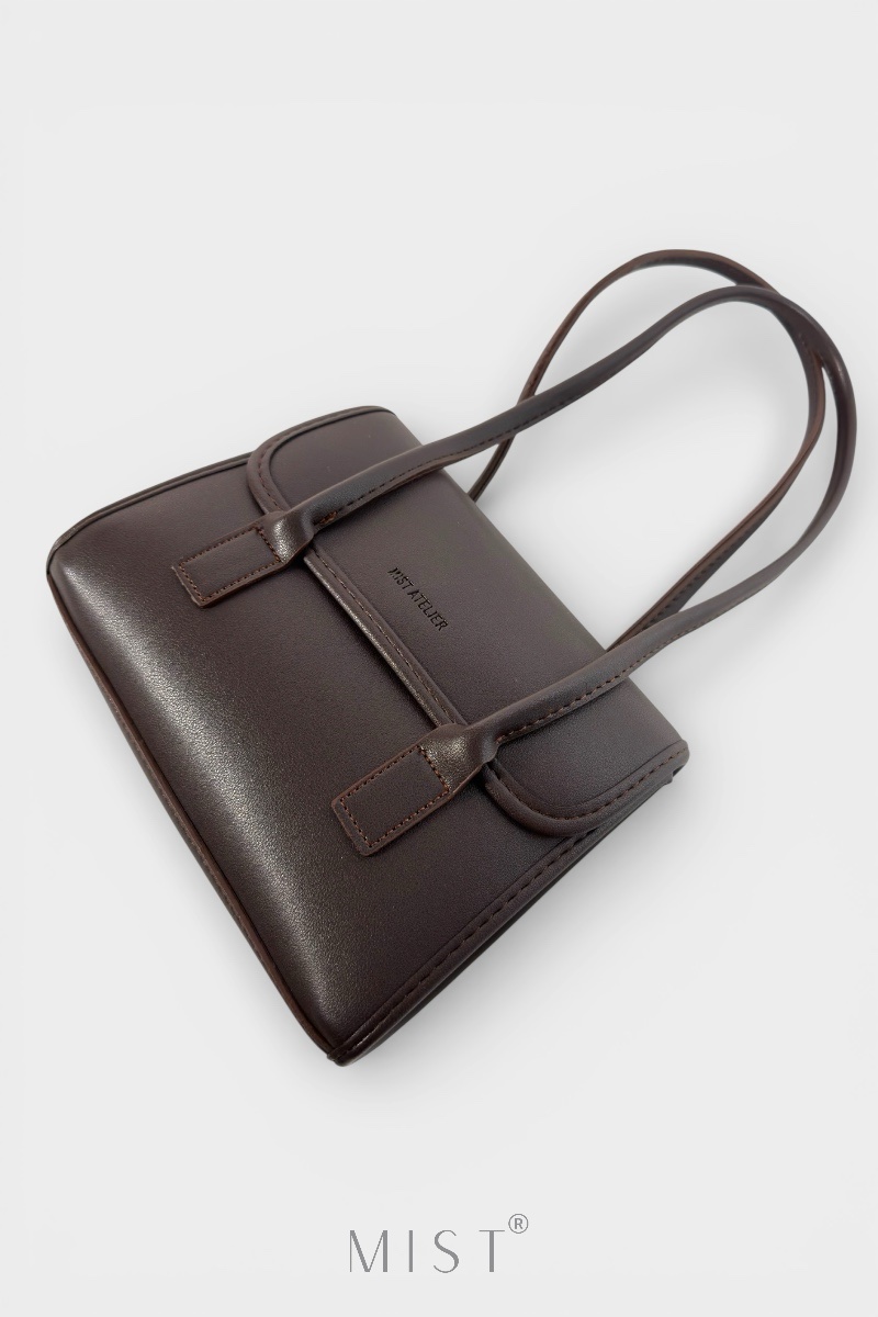 Casy Brown - Image 4
